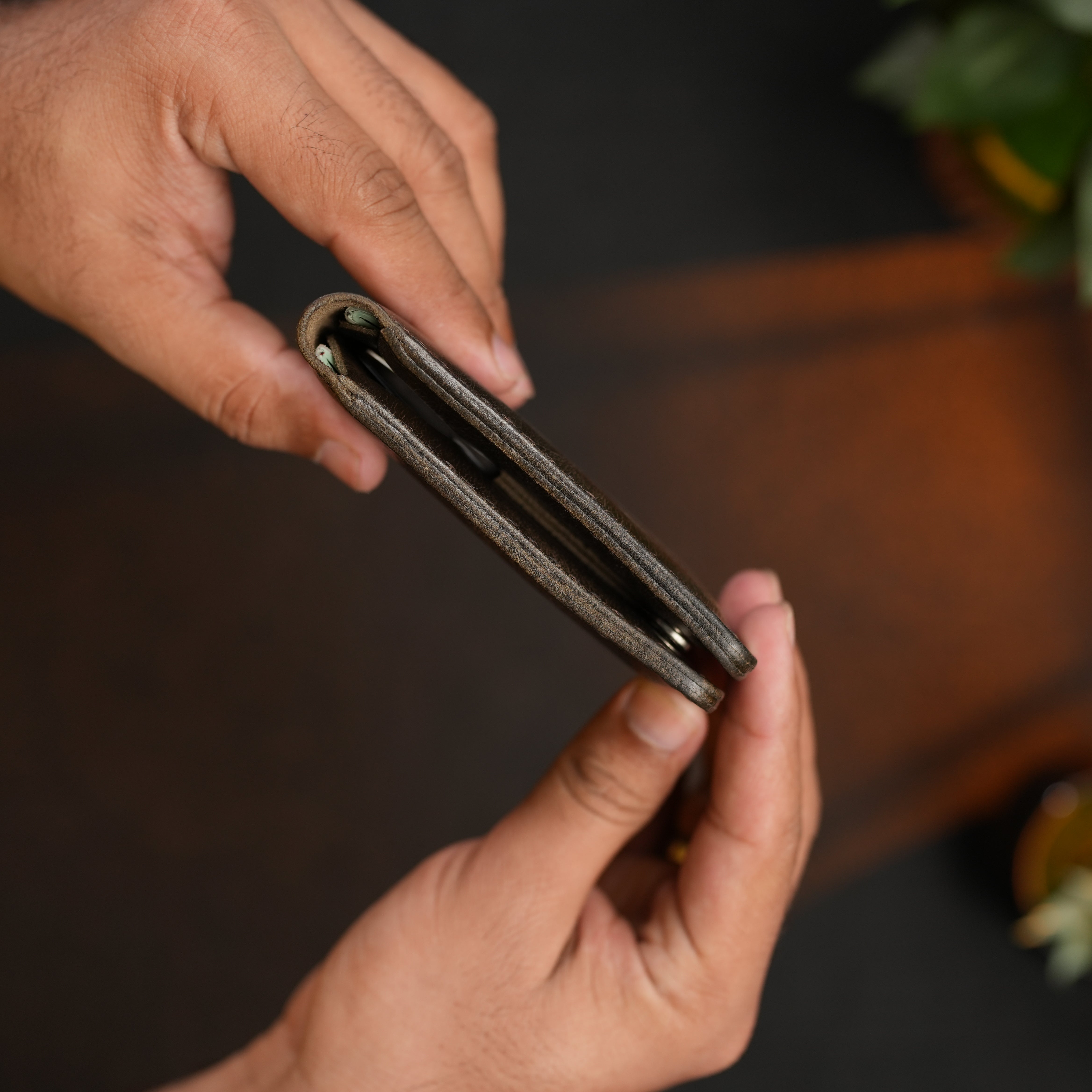 Passport Wallet Handmade Full Grain Chrome Tan Pull-Up Leather Brown Color