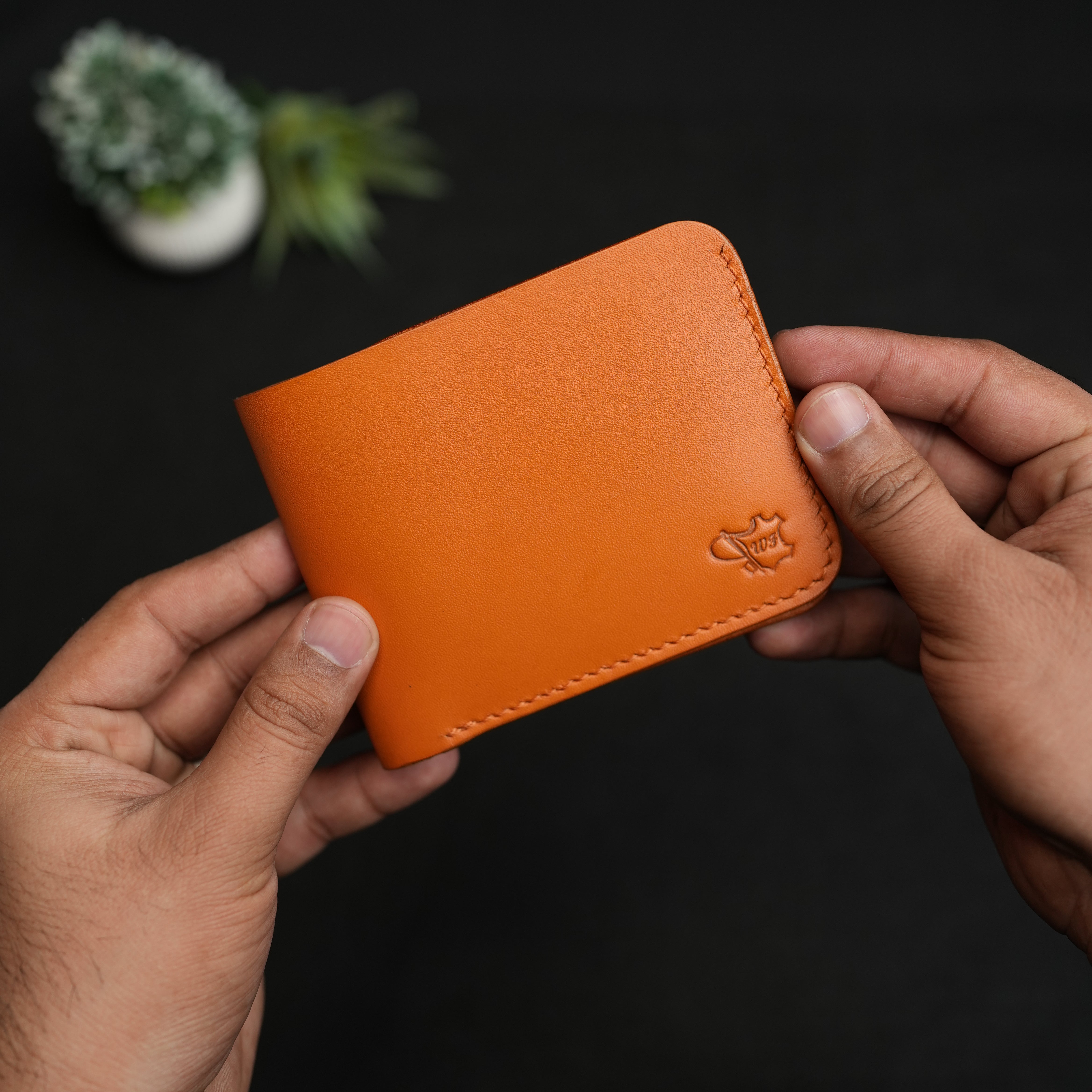 No.55 V2 pro classic bifold wallet (Tan color)