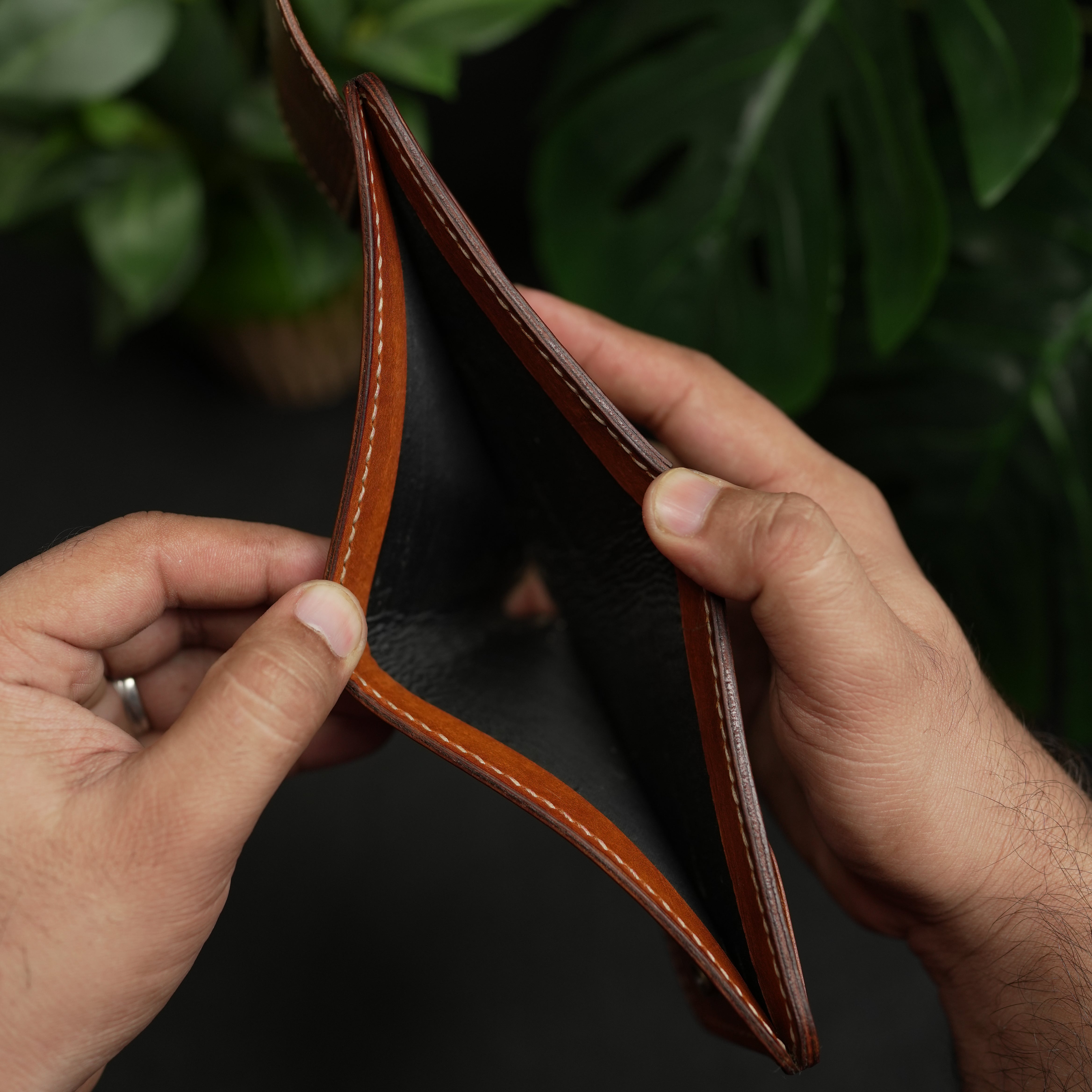 No.55 Pro Classic Hand dye wallet Fiebing’s Leather Dye