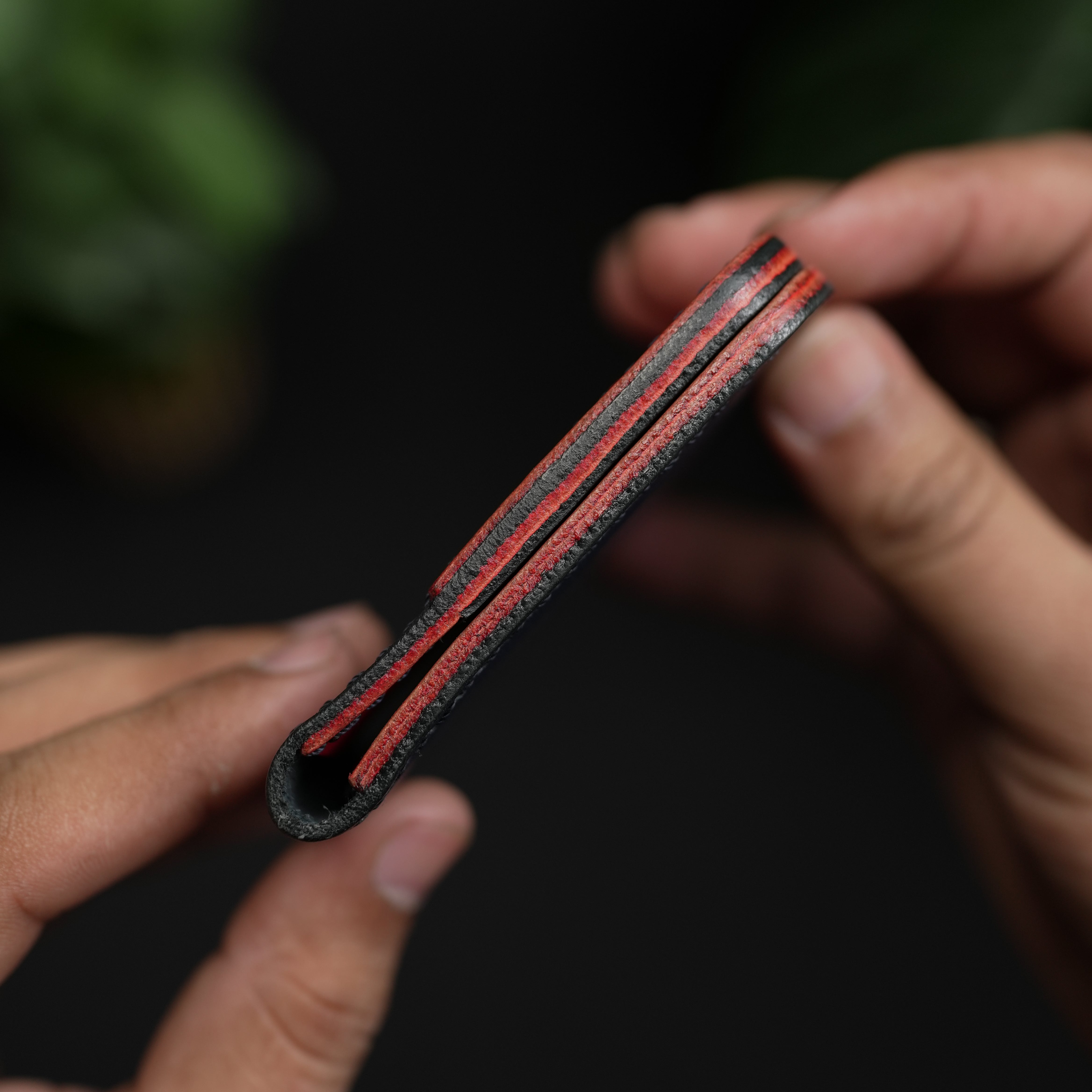 No.70 Bifold Card Leather Wallet (NAVY ELEGANCE & RED)