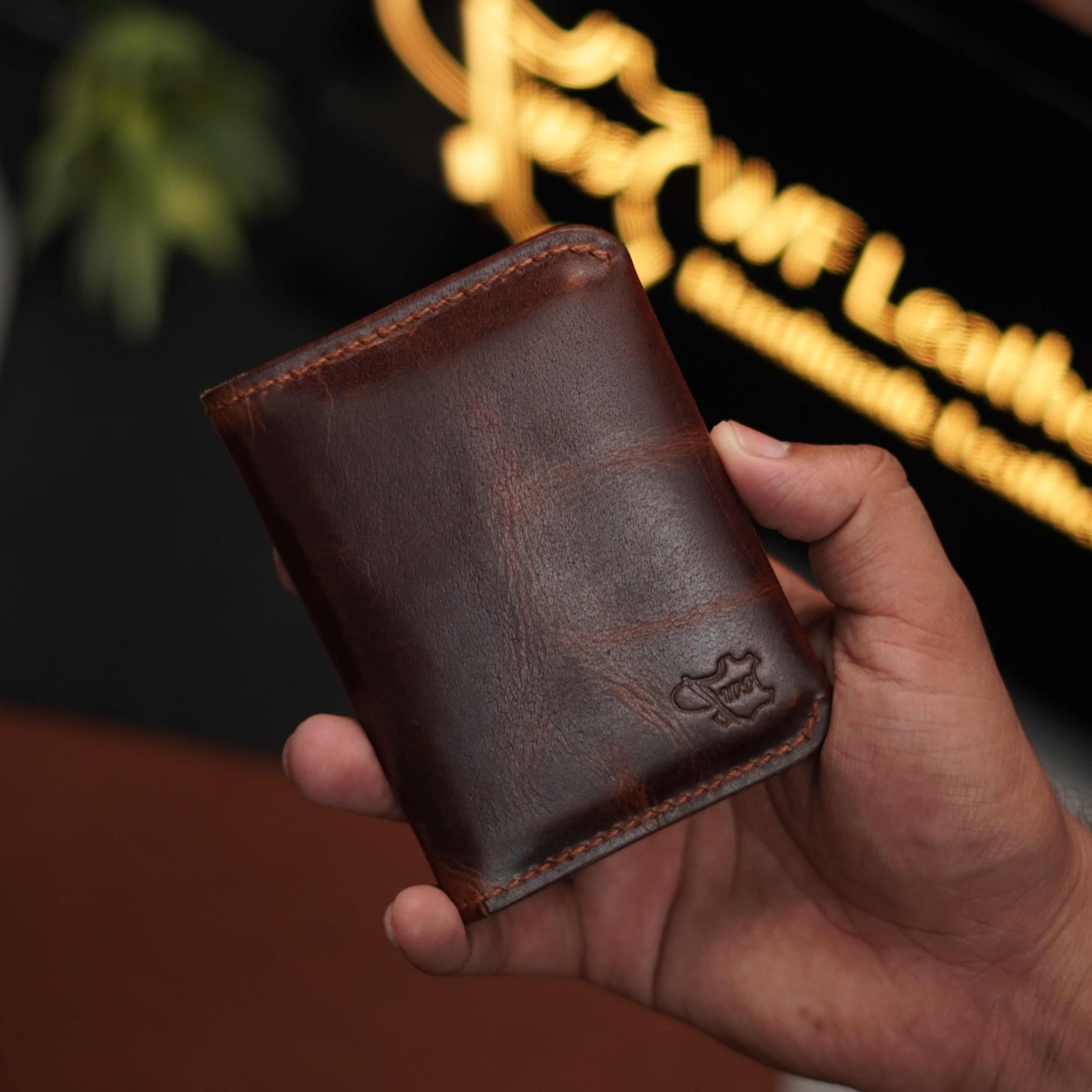 No. 85 Slim Ever Card Wallet Brown pullup