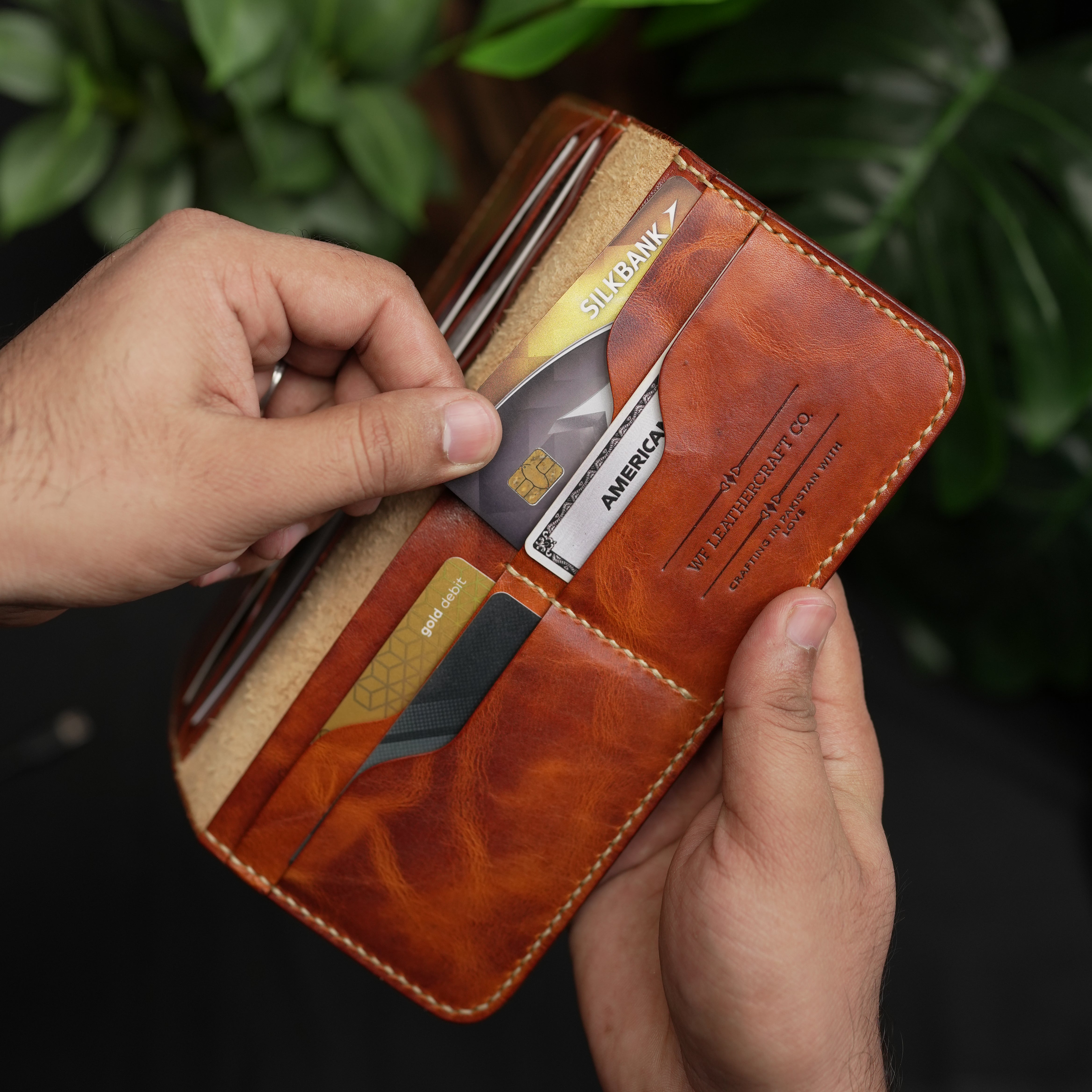 No. 72 Long Bifold Leather Wallet With Hand Dye Vintage Tan Color