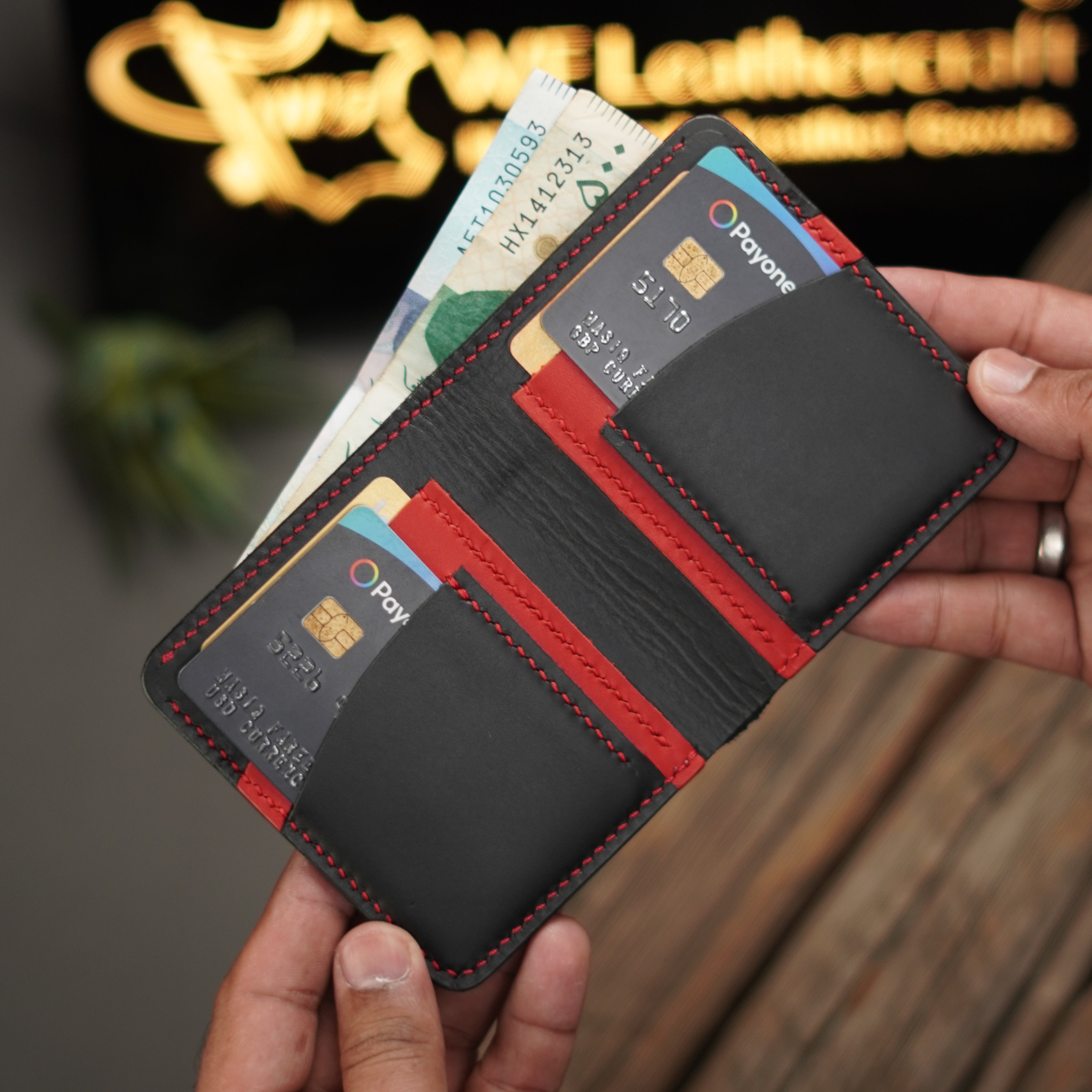 No. 86 vertical bifold wallet Black & Red