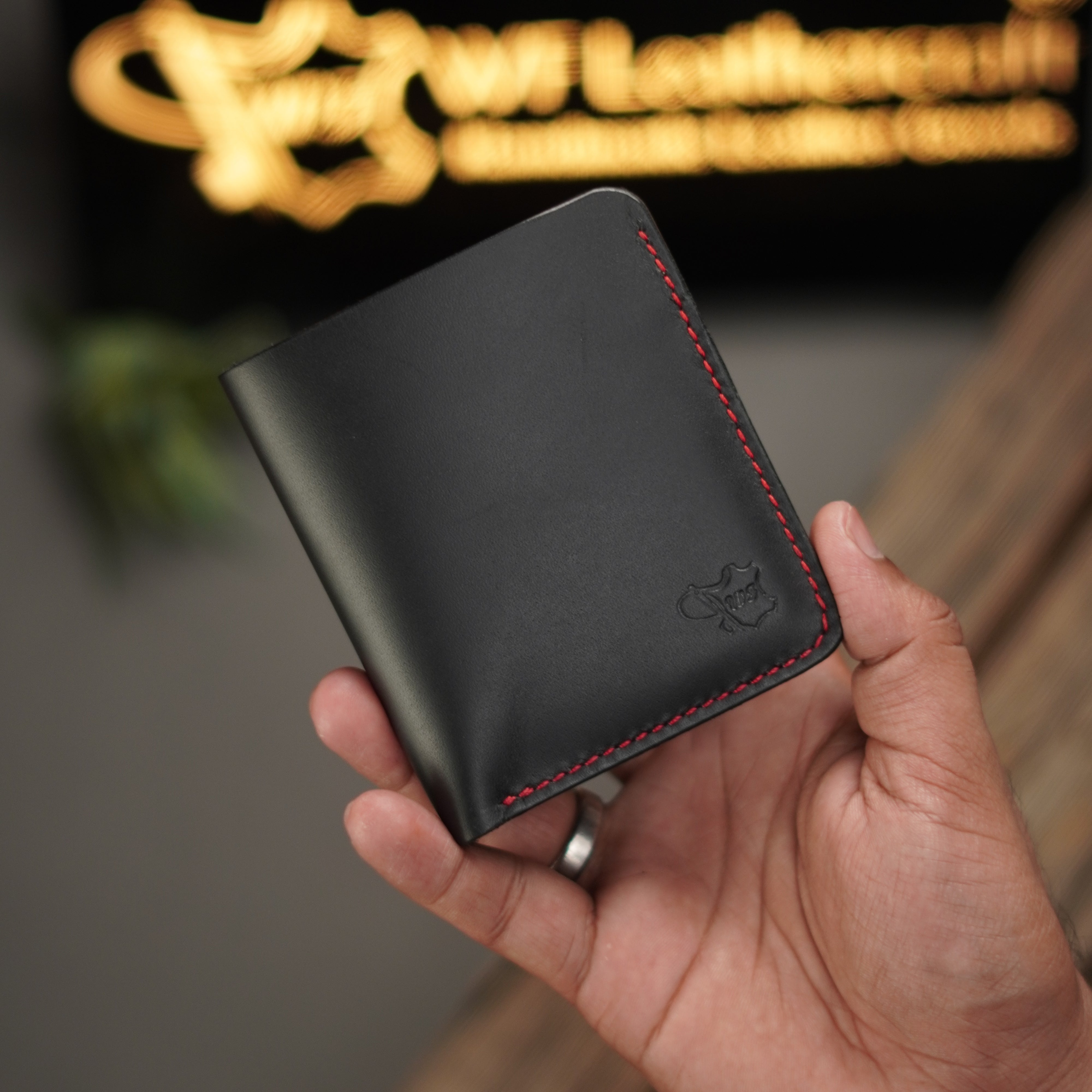 No. 86 vertical bifold wallet Black & Red