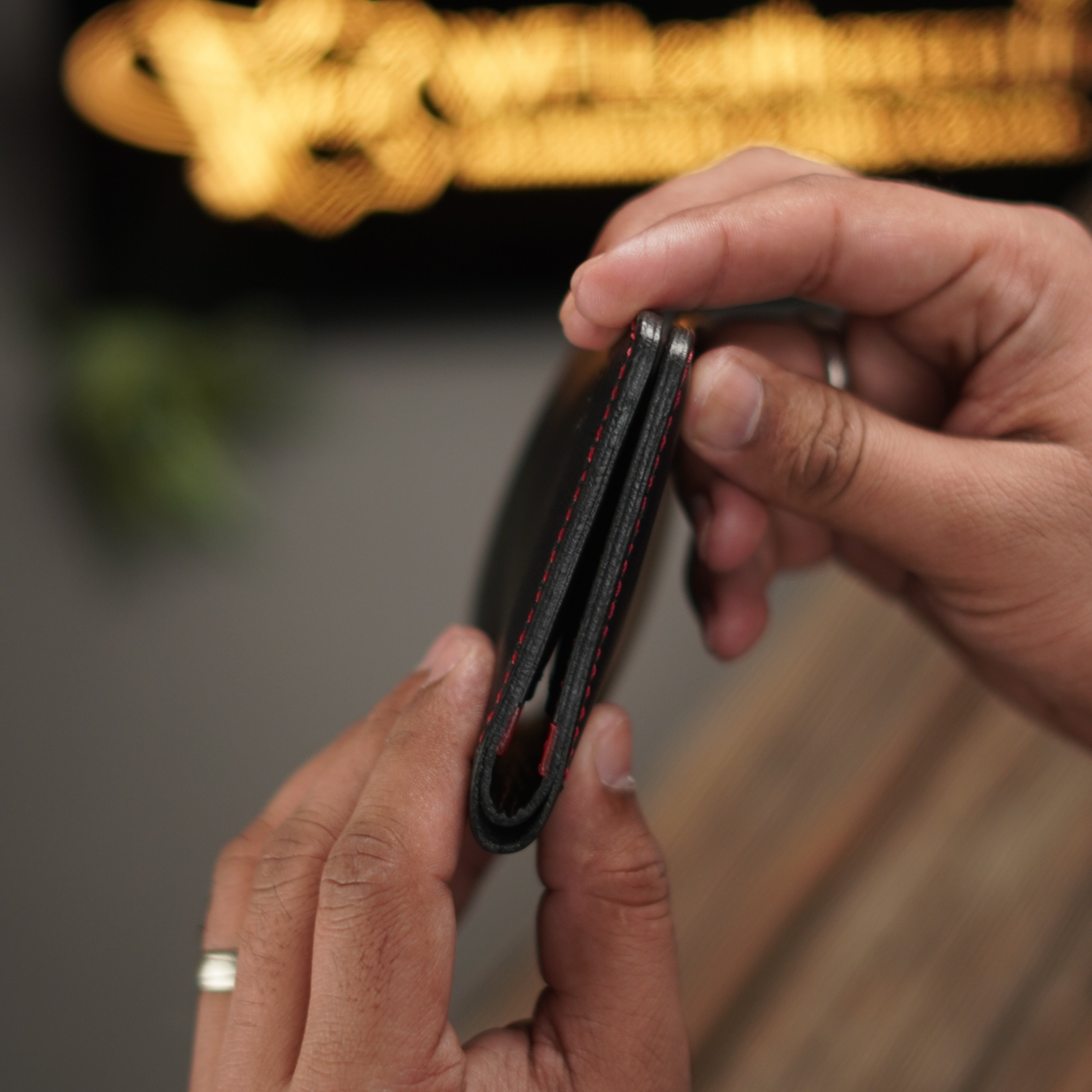 No. 86 vertical bifold wallet Black & Red