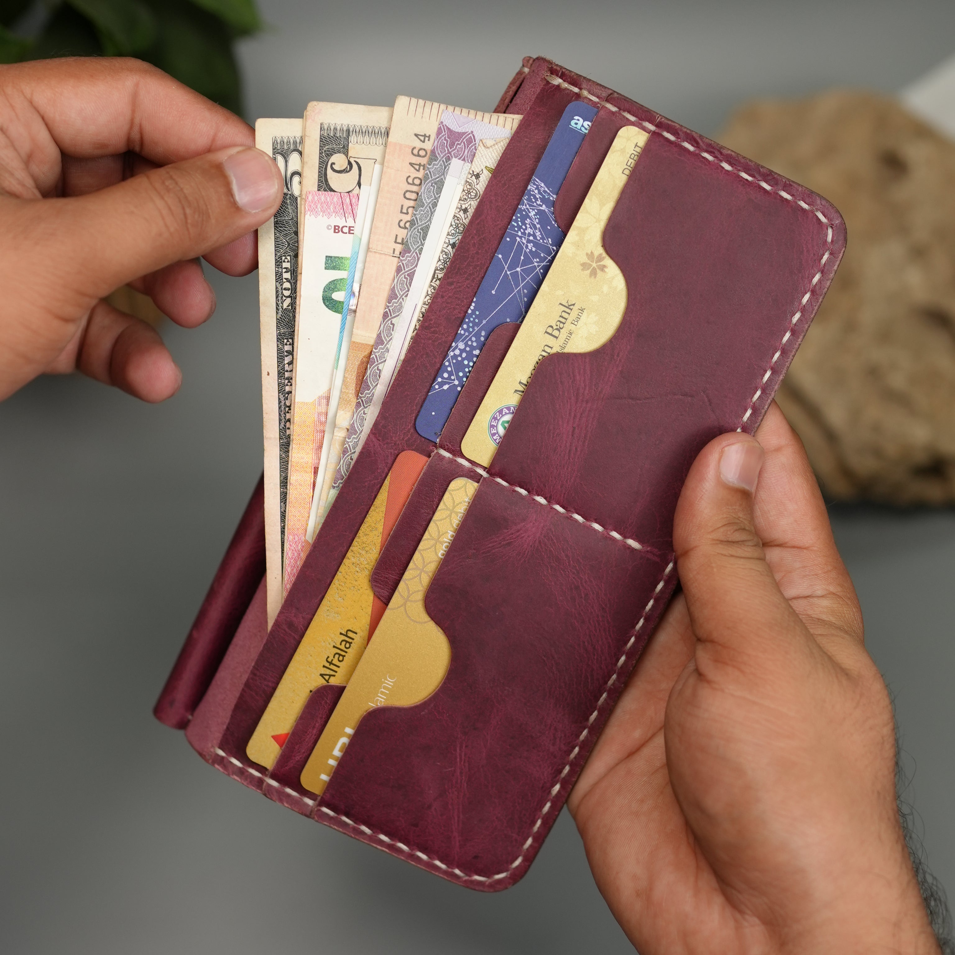 No. 94 Bifold Long leather wallet Bordo Color