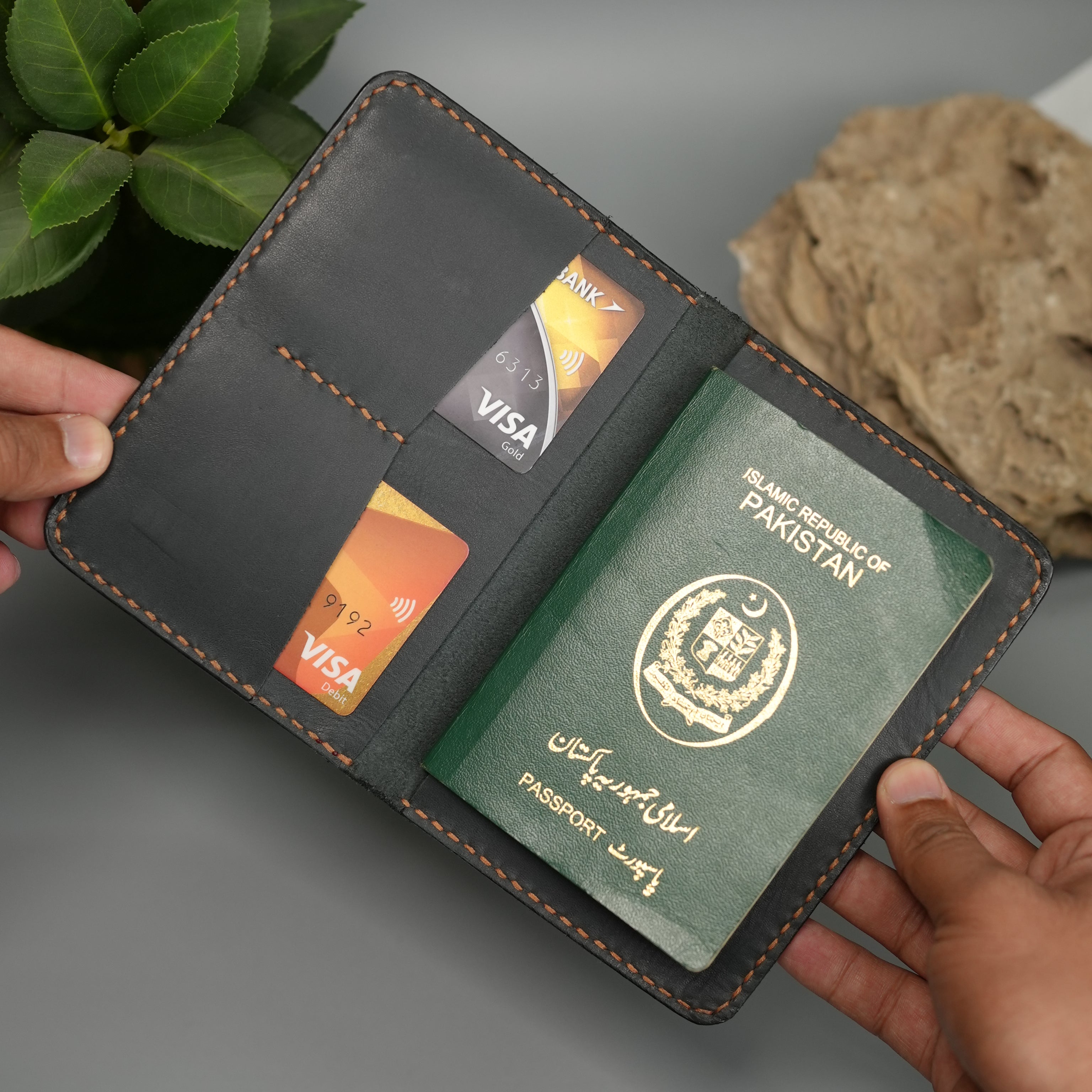 Passport Wallet Handmade Full Grain Chrome Tan Pull-Up Leather