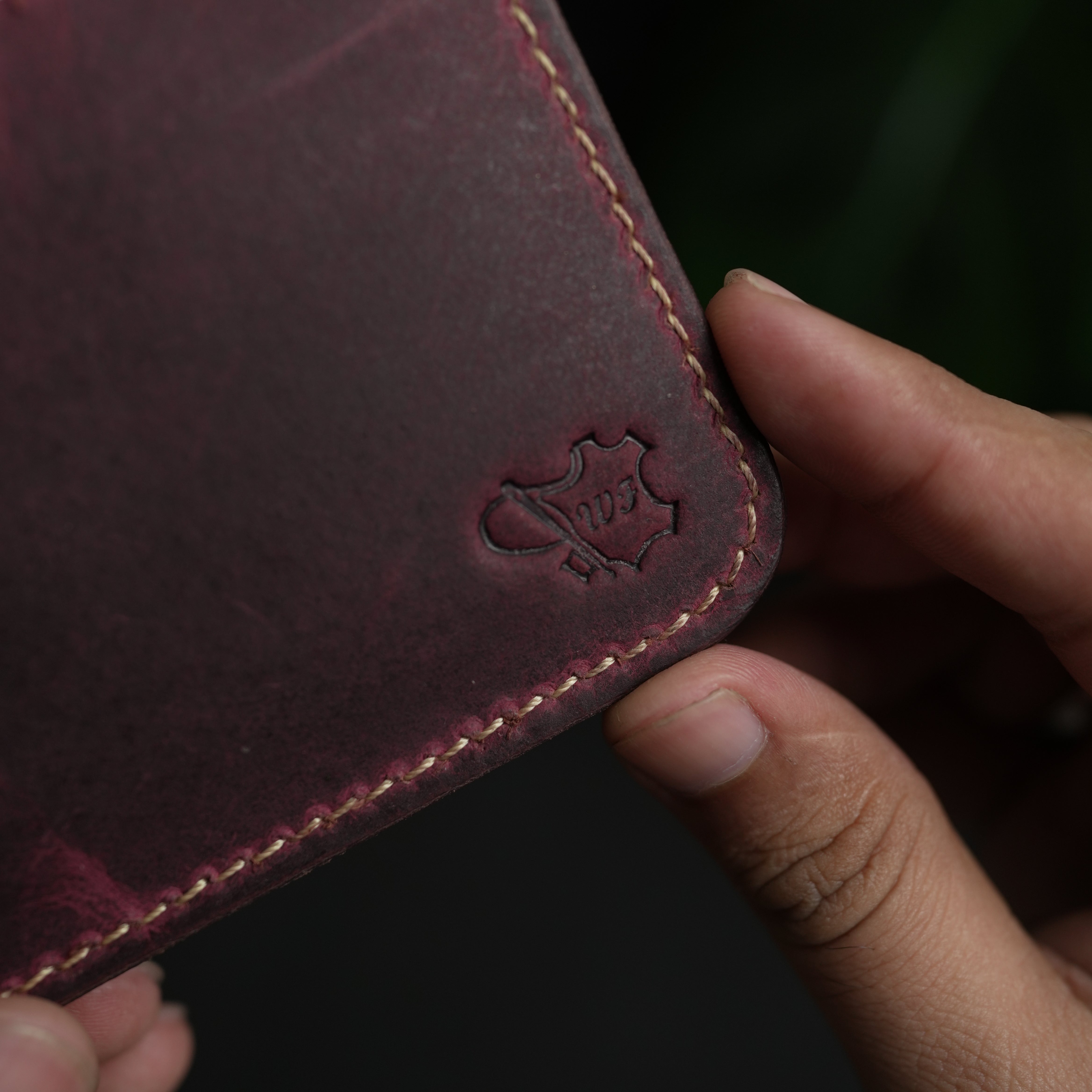 No.55 classic full stitched bifold wallet Bordo color