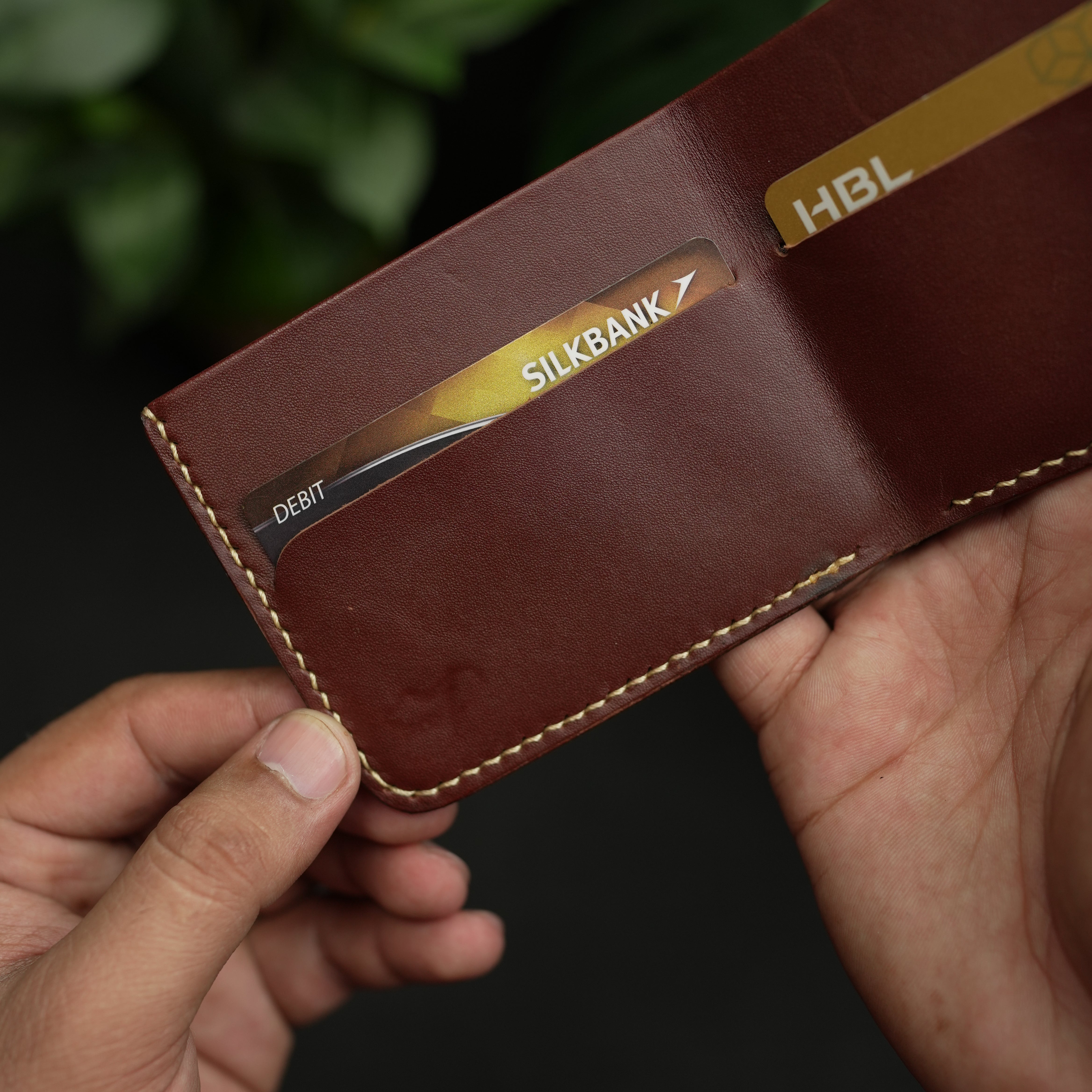 No. 89 Bifold leather wallet (Buck brown)