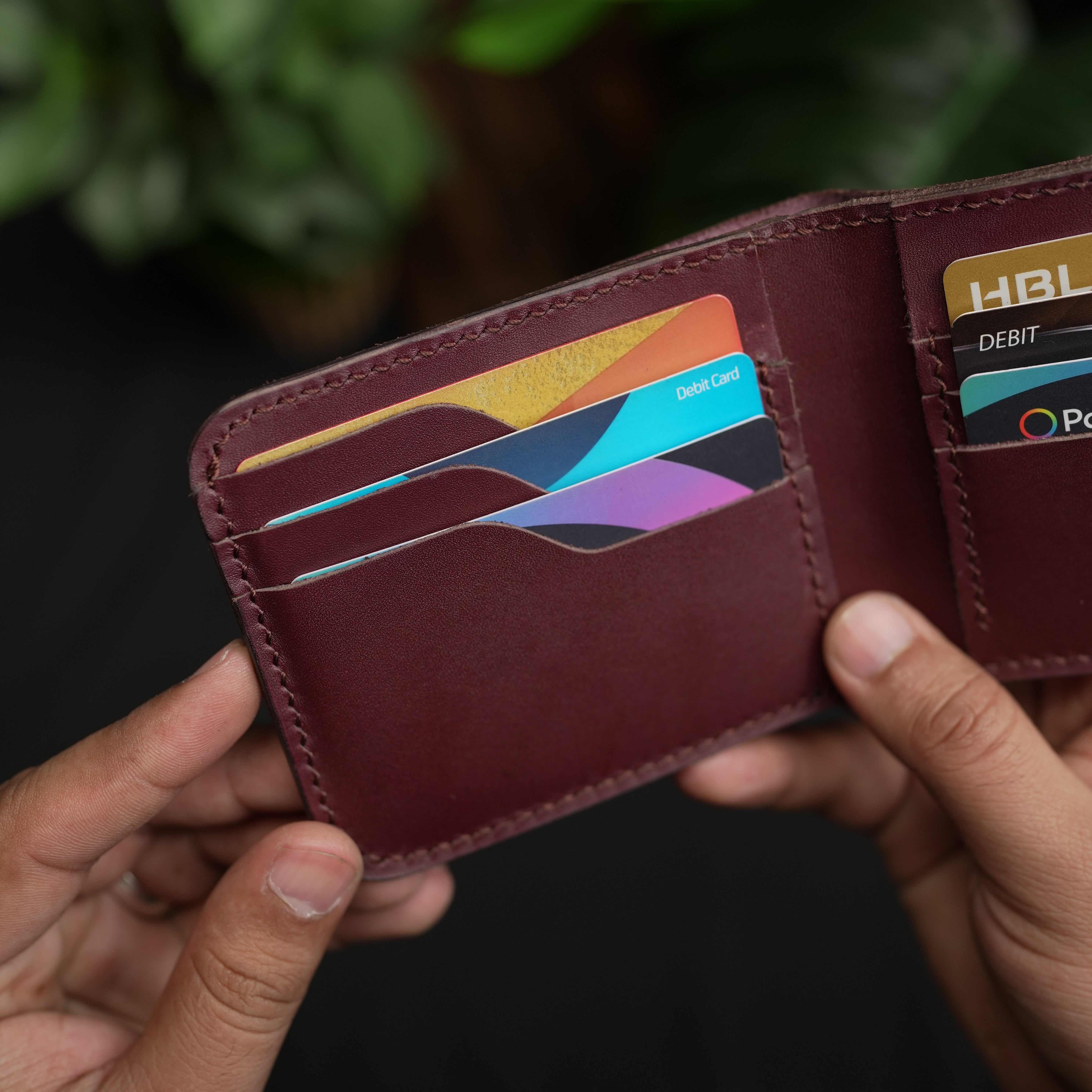 No.55 pro classic bifold Leatherwallet Vegtan (Burgundy color)