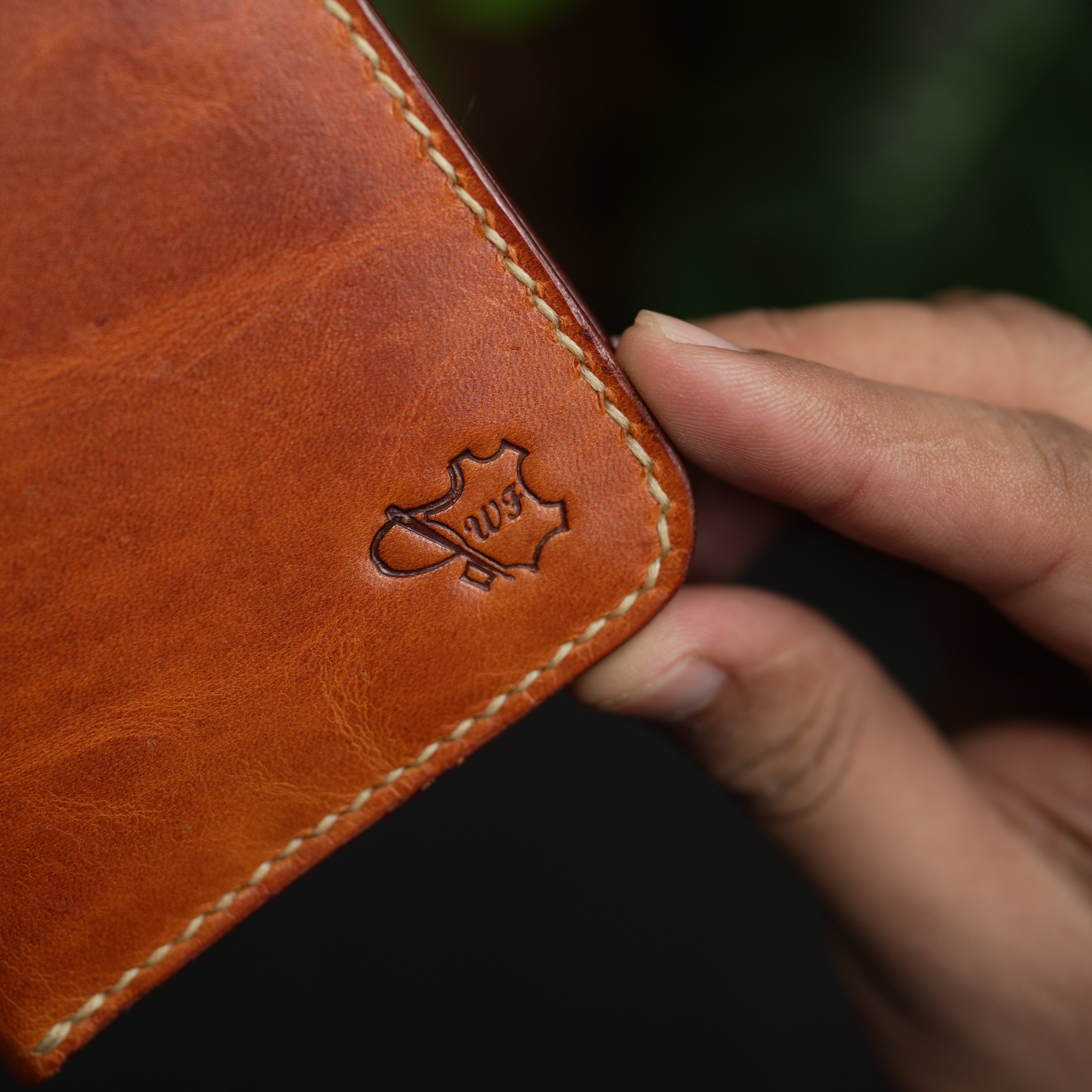 No. 72 Long Bifold Leather Wallet With Hand Dye Vintage Tan Color