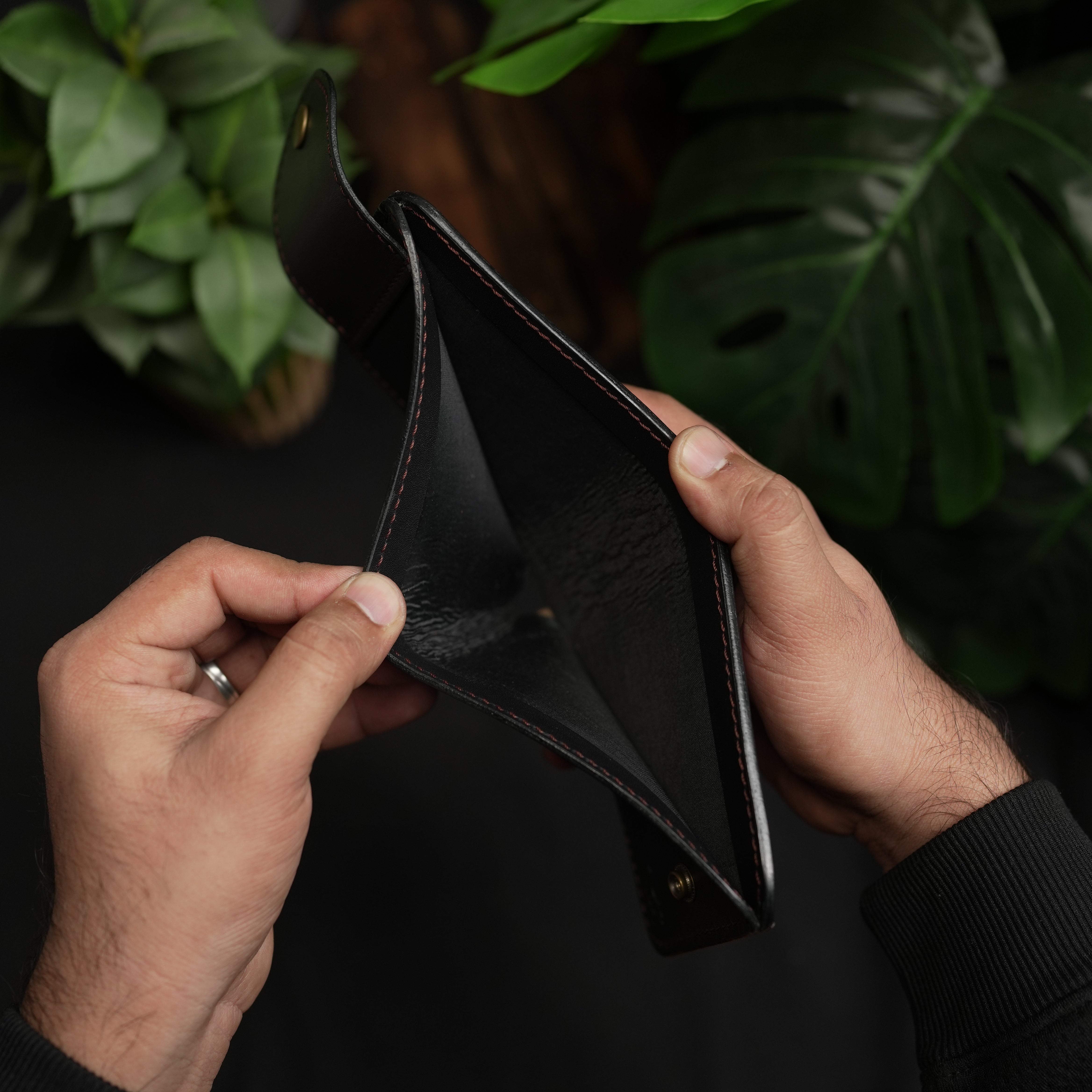 No. 55 Pro claasic full optianl Leather wallet Black with burgandy