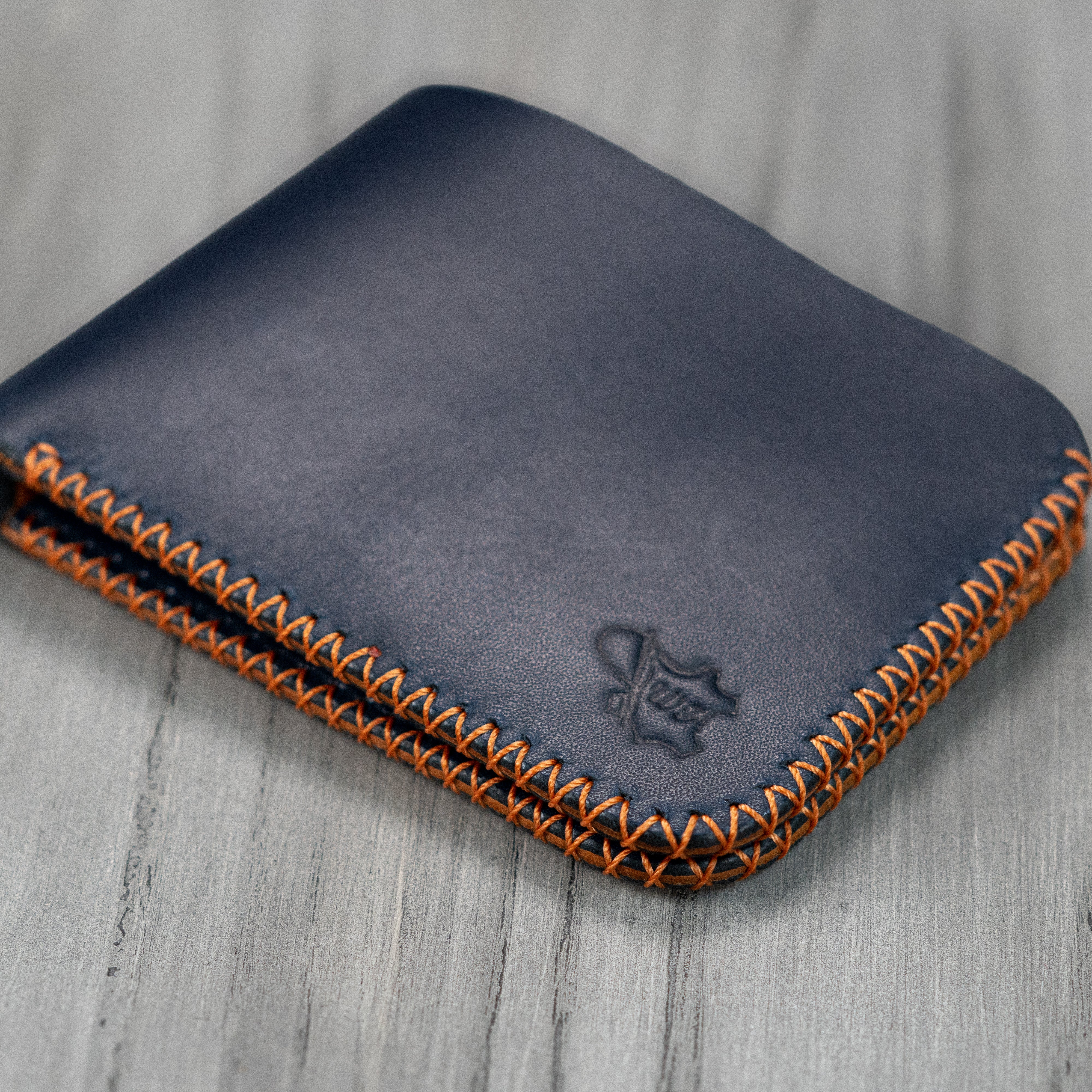 genuine leather wallet price in Pakistan, leather wallets in Pakistan gents wallet leather, smart wallet in Pakistan, leather wallet for men, long wallet for men, bifold leather wallet in Pakistan, long bifold wallet, genuine leather bifold wallet, best bifold wallet,handmade leather wallets in pakistan