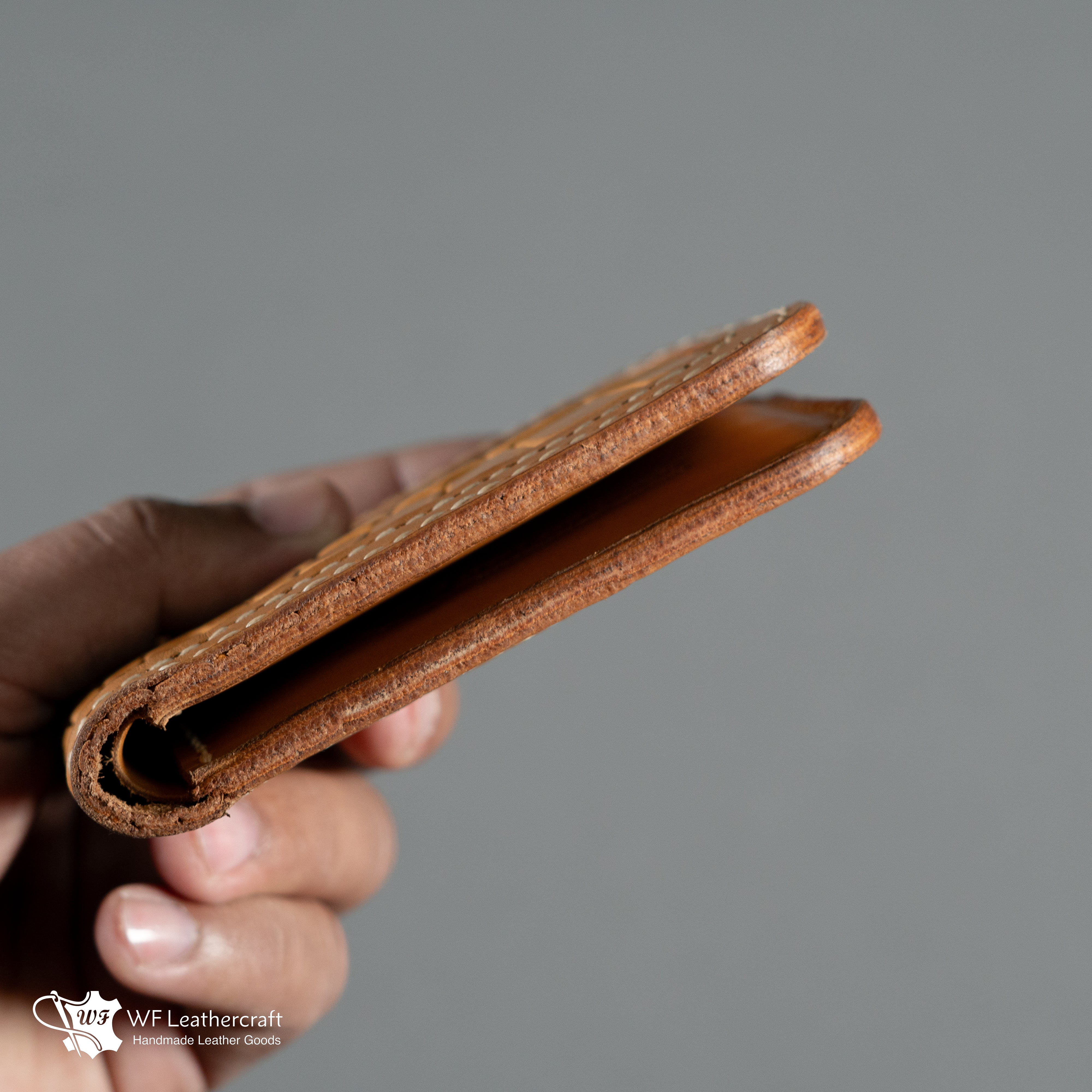 No.55 classic Bifold Leather Wallet (Tan color with crocodile)