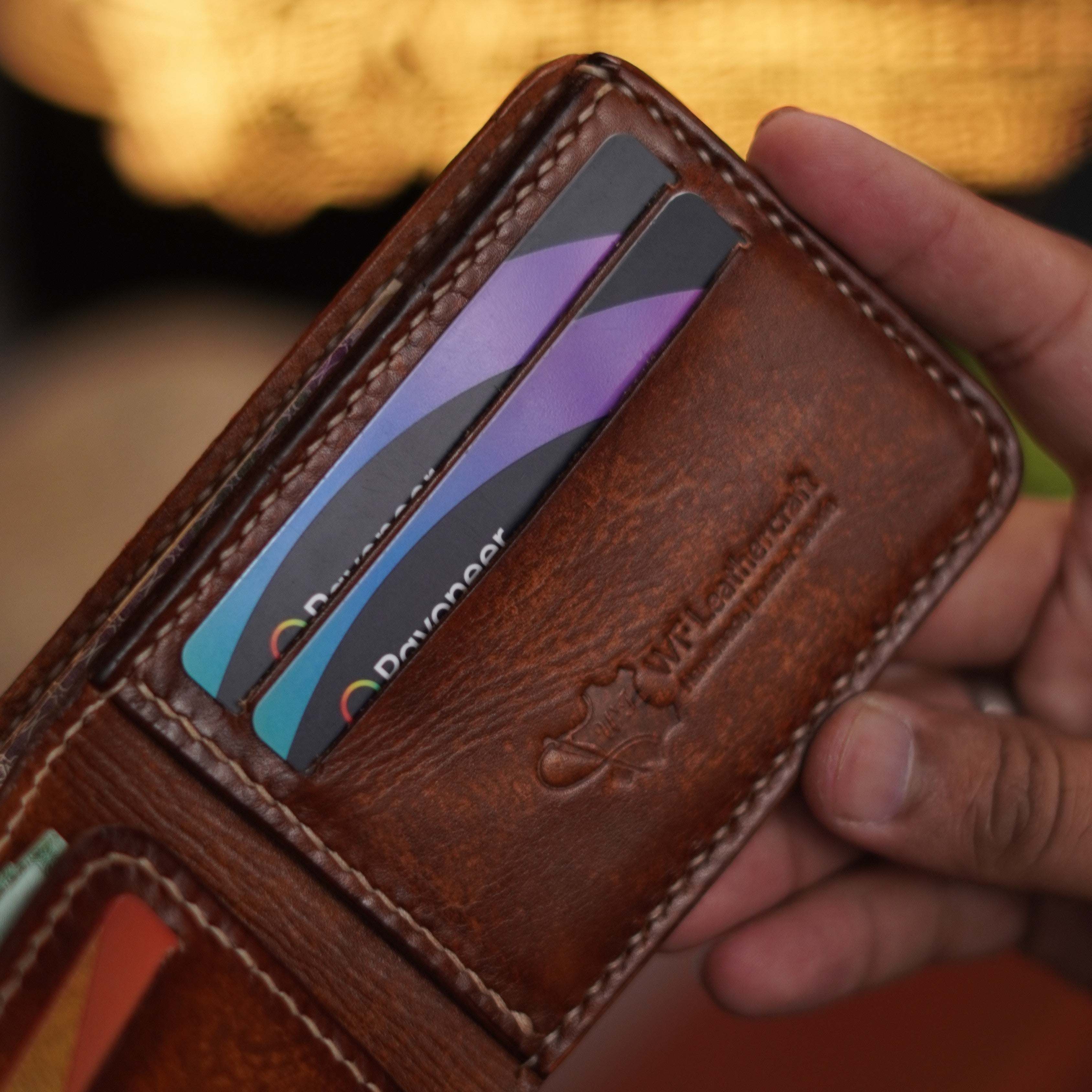 🧳 Article ___ – Handcrafted Compact Bifold Wallet