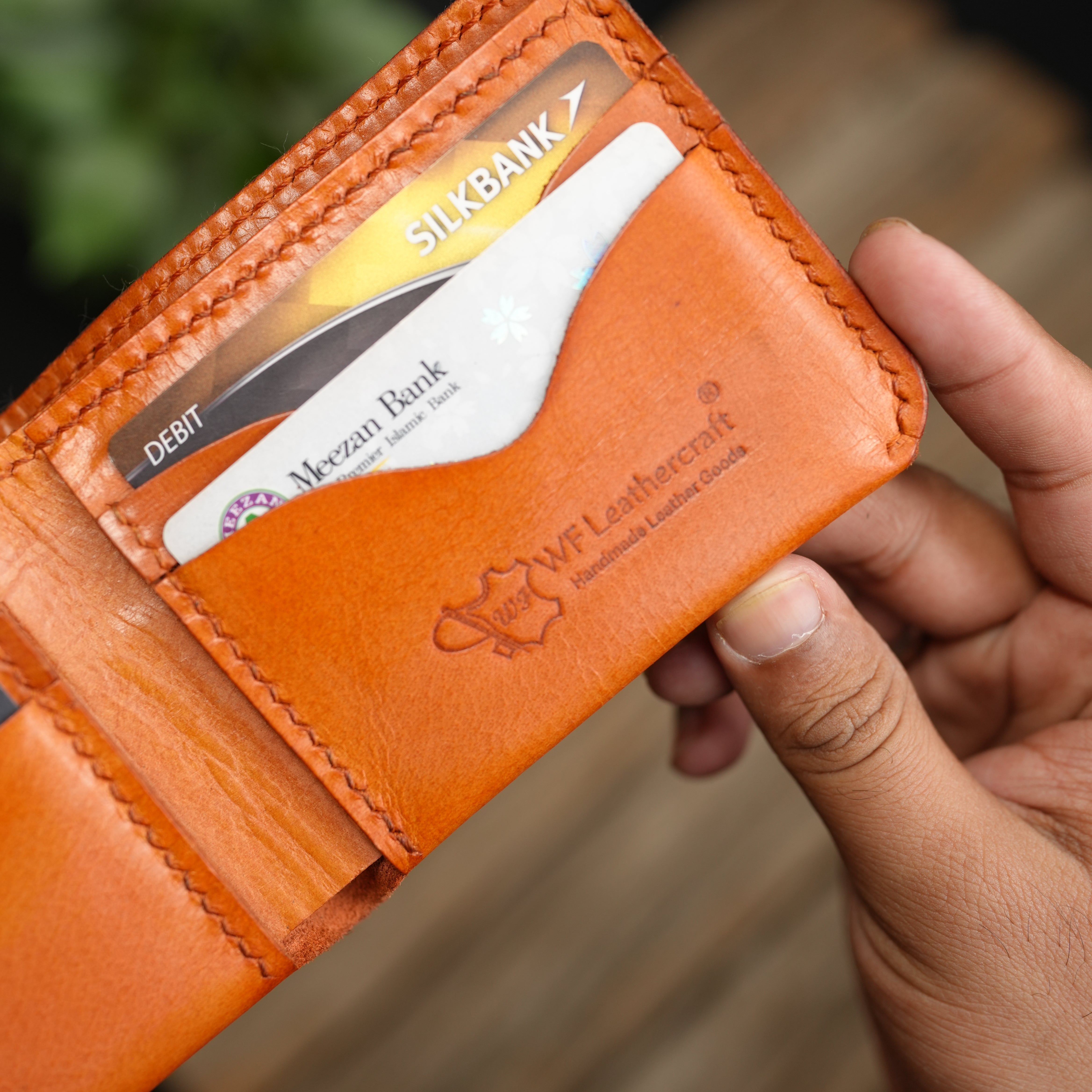 No. 81 classic full stitched bifold wallet Vintage Tan Color